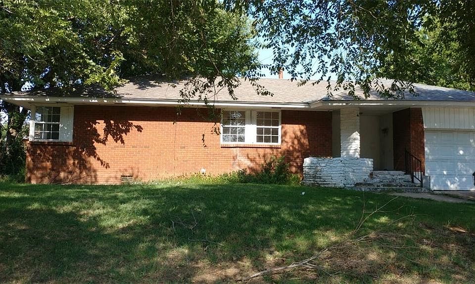 1st image of 4811 Casper Dr