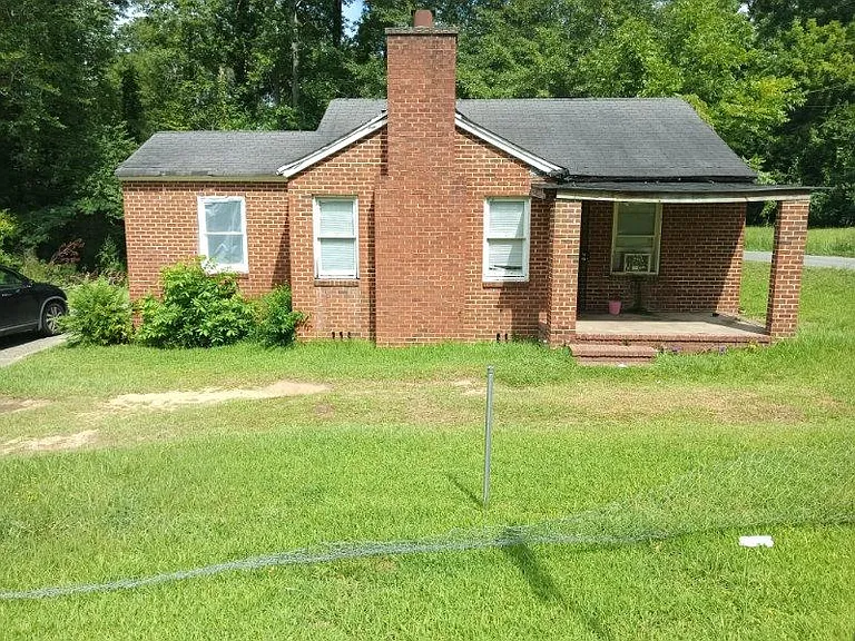 2296 New Clinton Rd — Photo 1
