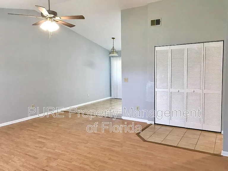 3085 SW 97th St #2 — Photo 3