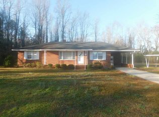 425 Welch Rd, Timmonsville, SC 29161
