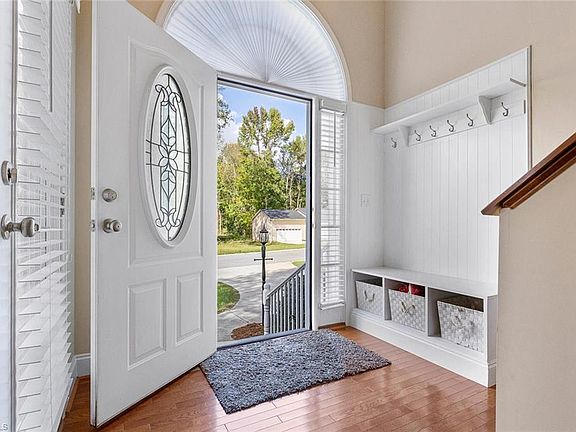 5th image of 18 Harris Farm Ct