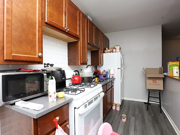 2nd image of 1757 W North Shore Ave #A2