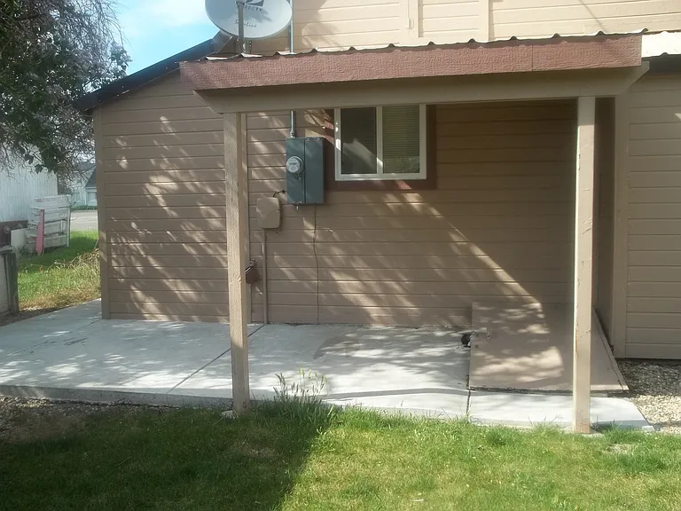510 SW 4th St — Photo 2