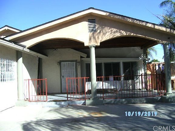3rd image of 8035 Marilyn St
