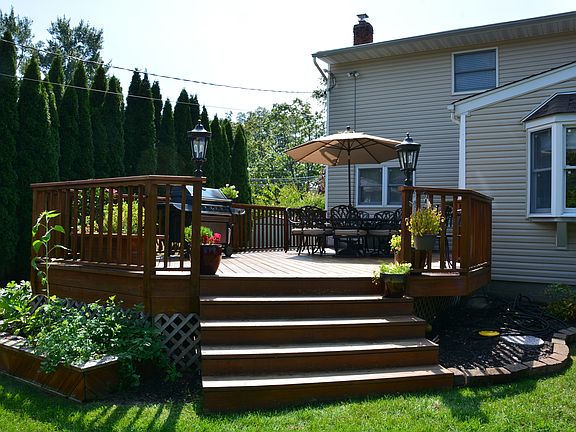 3rd image of 3 Tiffany Ln