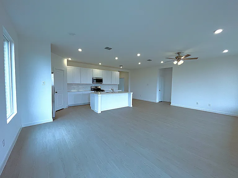 3020 Dutch Rd — Photo 4