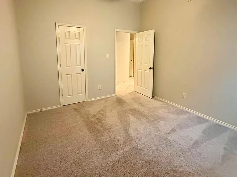 5607 Wagon Wheel Ln — Photo 18