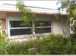 14300 N Bayshore Dr, Madeira Beach, FL 33708