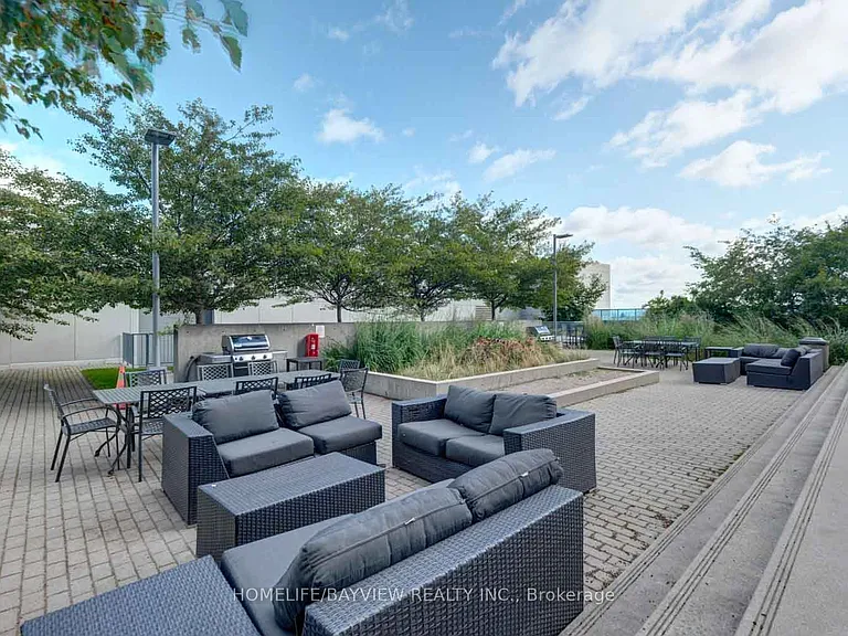 7165 Yonge St #2403 — Photo 35