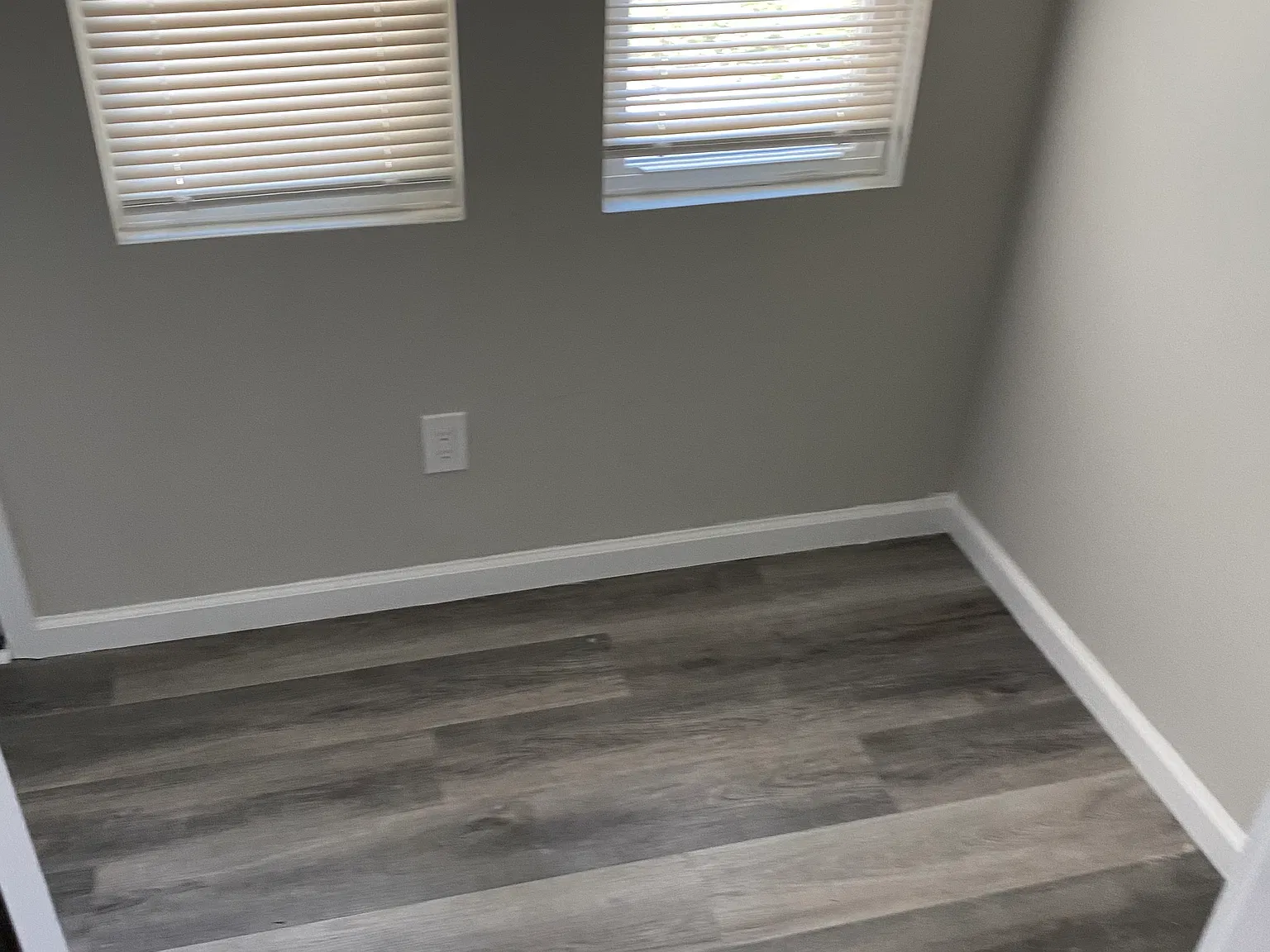 4 bed, 1600 sqft, $2,400 — Photo 3