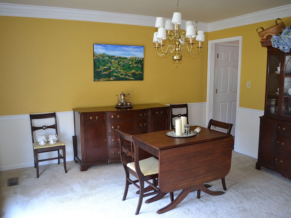 Formal Dining Room