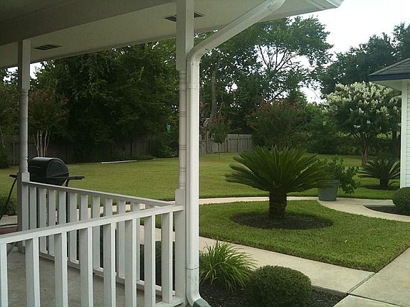 side view from the driveway