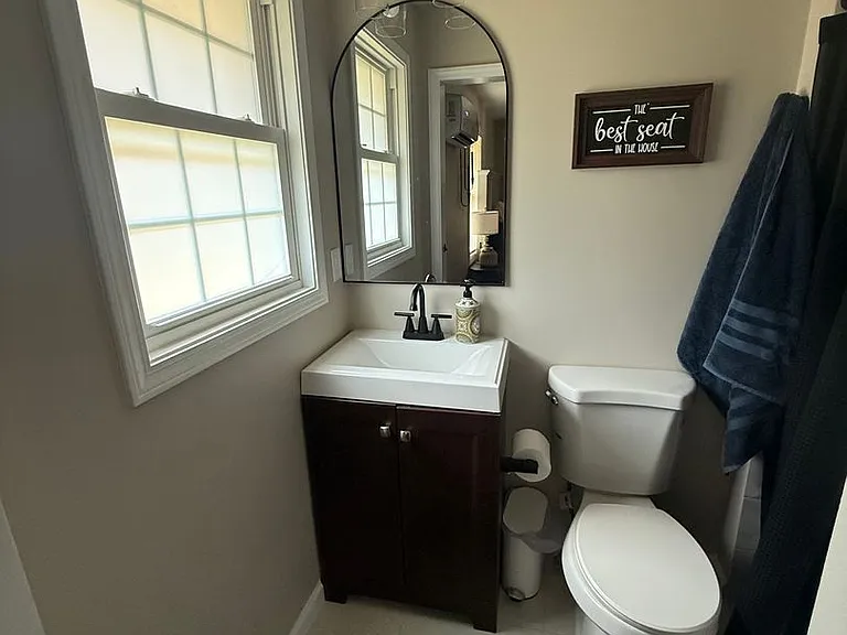 602 Fairmont St — Photo 12