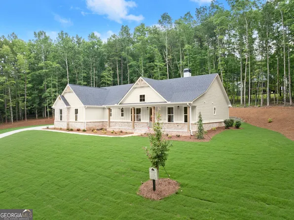 708 Plum Ln, Clarkesville, GA 30523