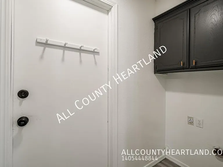10333 Fairfax Ln — Photo 21