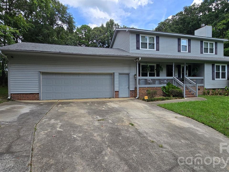1st image of 2715 Shandon Rd