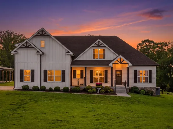 3378 New Hall Rd, Greenbrier, TN 37073