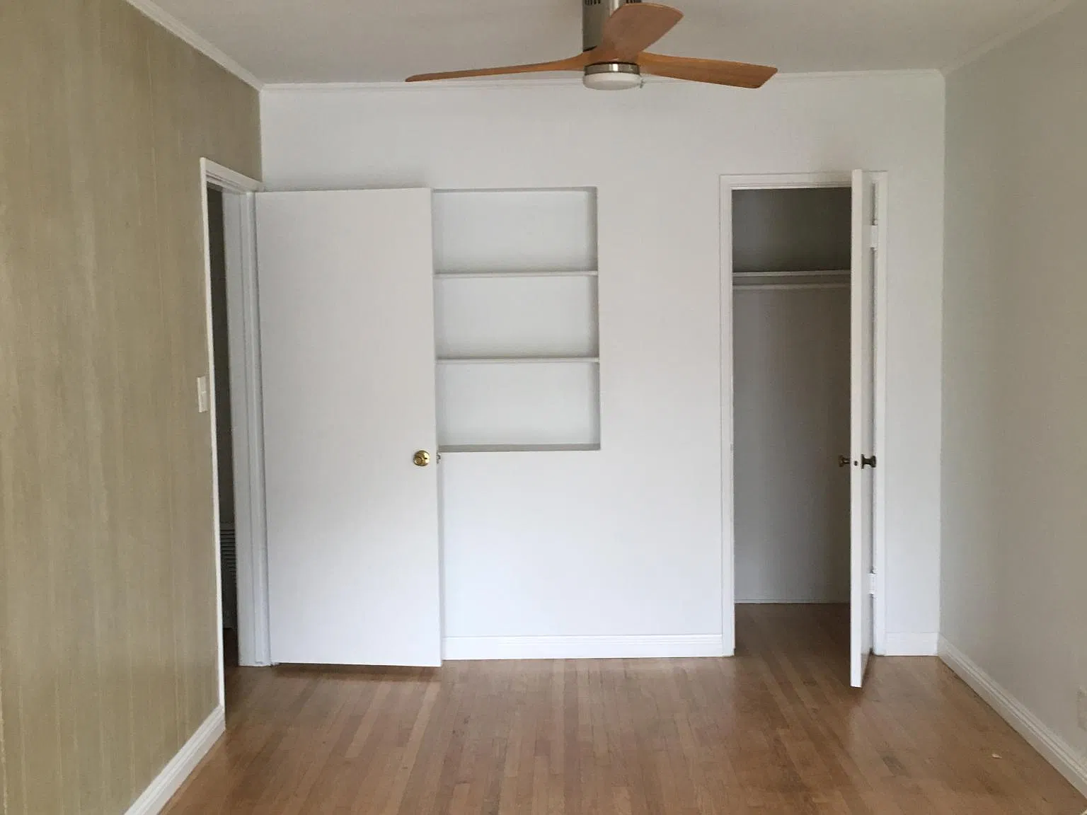 4 bed, 1750 sqft, $6,182 — Photo 1