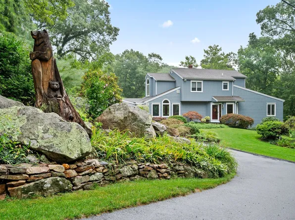 47 Forty Acre Mt Road, Danbury, CT 06811