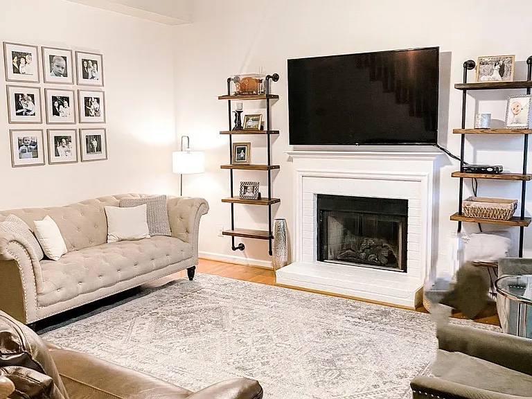 7725 Poplar Ridge Dr — Photo 1
