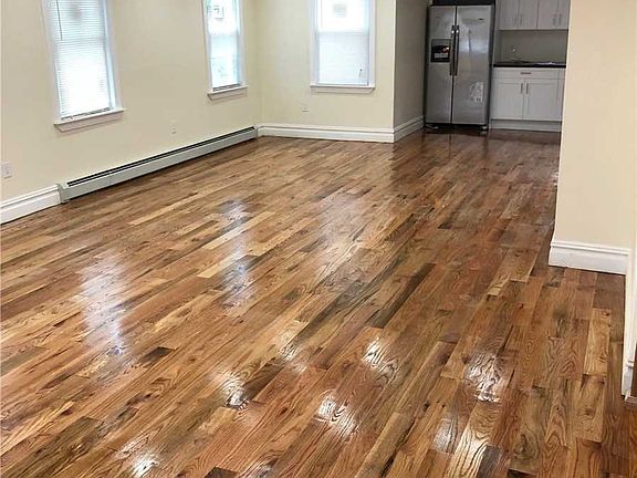 2nd image of 18626 Mangin Ave