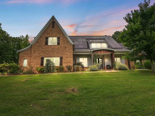 1140 Westcliffe Dr, Little Rock, AR 72210