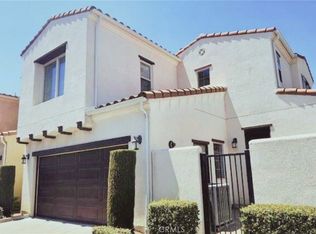 20154 Pienza Ln, Northridge, CA 91326