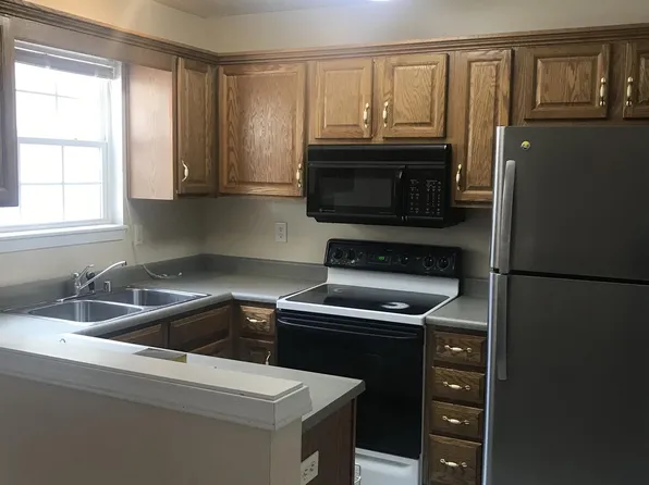 125 Ashberry Dr APT C, Bardstown, KY 40004