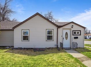 1525 5th Ave NW, Minot, ND 58703