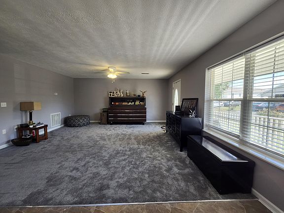 4th image of 2553 Bay Meadows Way