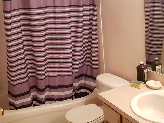 5th image of 728 New Wales Ln