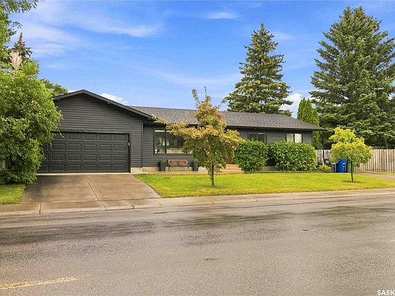 2nd image of 30 Cory PLACE