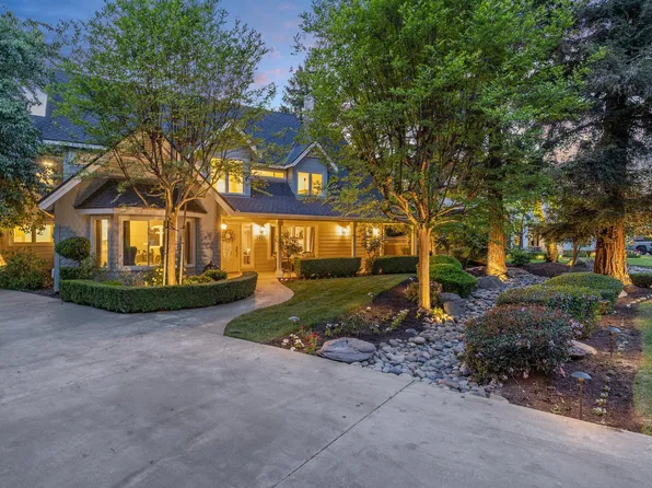 5625 W Grove Court, Visalia, CA 93291