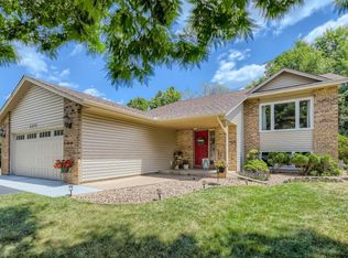 7377 Butterscotch Rd, Eden Prairie, MN 55346