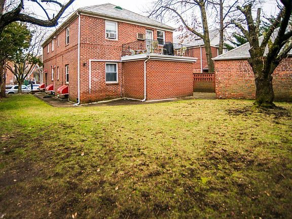 2nd image of 6334 Cromwell Cres