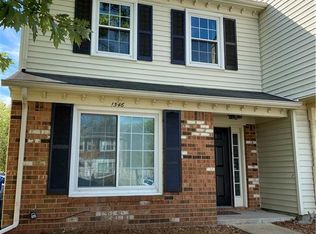 1546 Jameson Dr, Virginia Beach, VA 23464