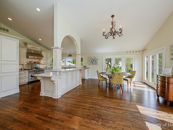 5th image of 147 Briarwood N