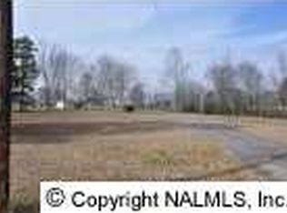 2251 Hickory Cir, Union Grove, AL 35175