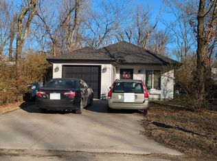 1509 N B St, Rogers, AR 72756