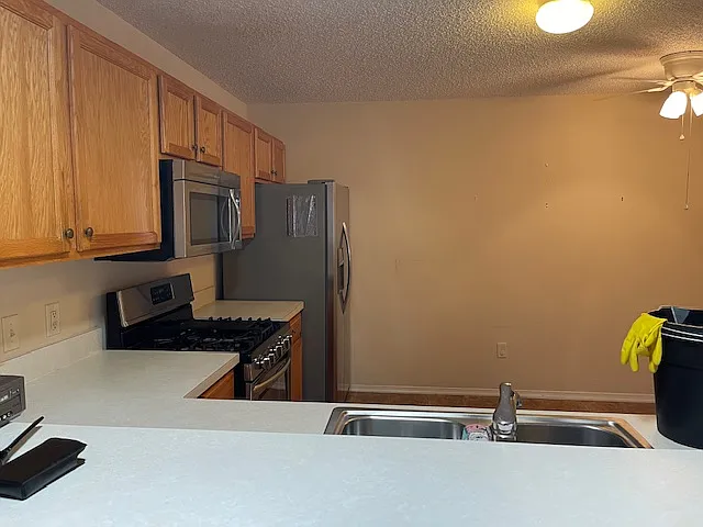 2340 Pickens Pl — Photo 22
