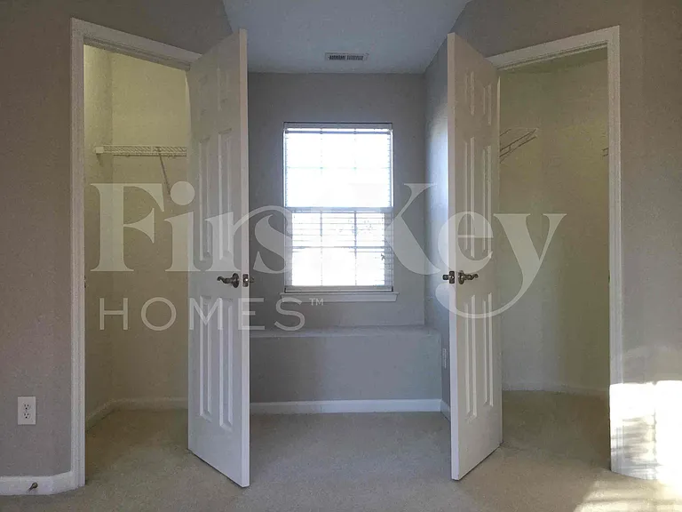 126 Center Point Dr — Photo 16
