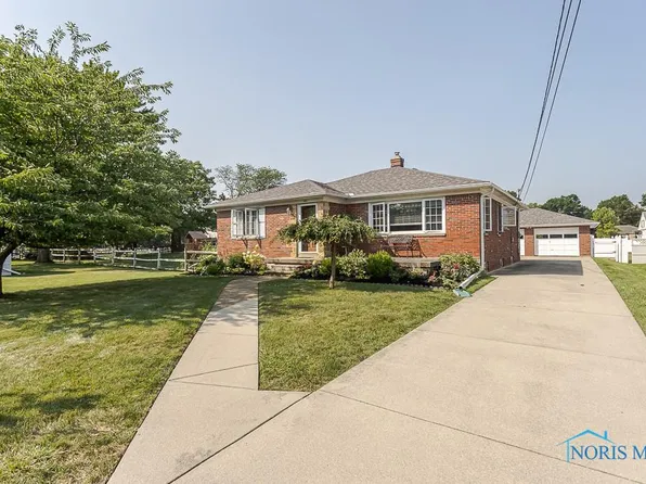 101 Cherry Ln, Rossford, OH 43460