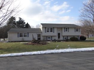 17 Glendale Dr, Horseheads, NY 14845