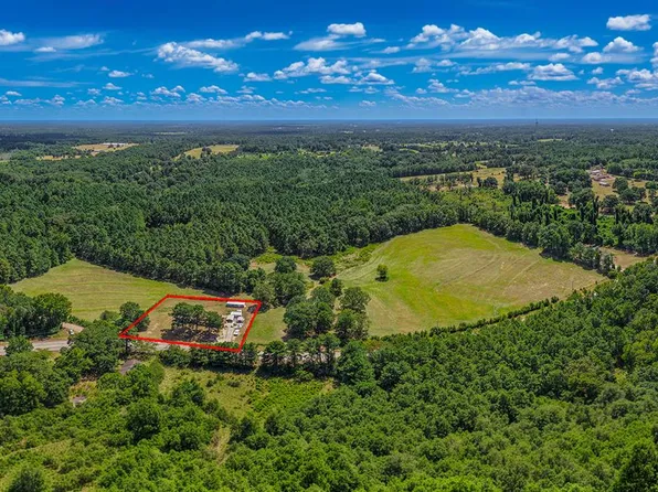 3173 Highway 73 E, Hope, AR 71801