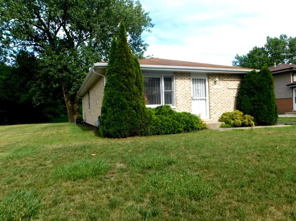 1119 Ellis Ave, Ford Heights, IL 60411