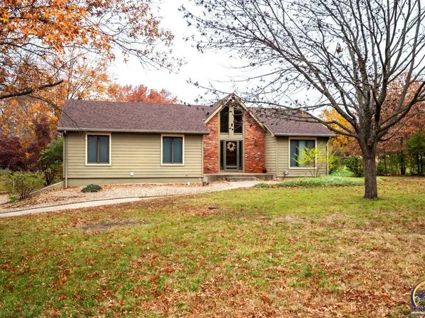 3540 NW 44th Pl, Topeka, KS 66618
