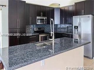 19150 SW 16th St — Photo 6
