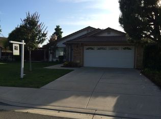 141 S Mercedes Rd, Fallbrook, CA 92028
