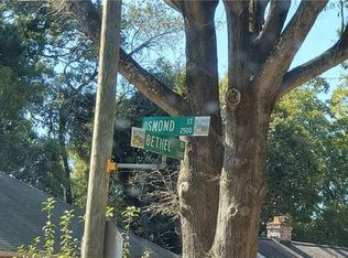 2617 Osmond St, Charlotte, NC 28208