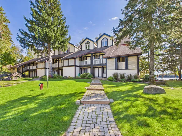 10 Coveside Dr Unit 210, Huntsville, ON P1H 1C3